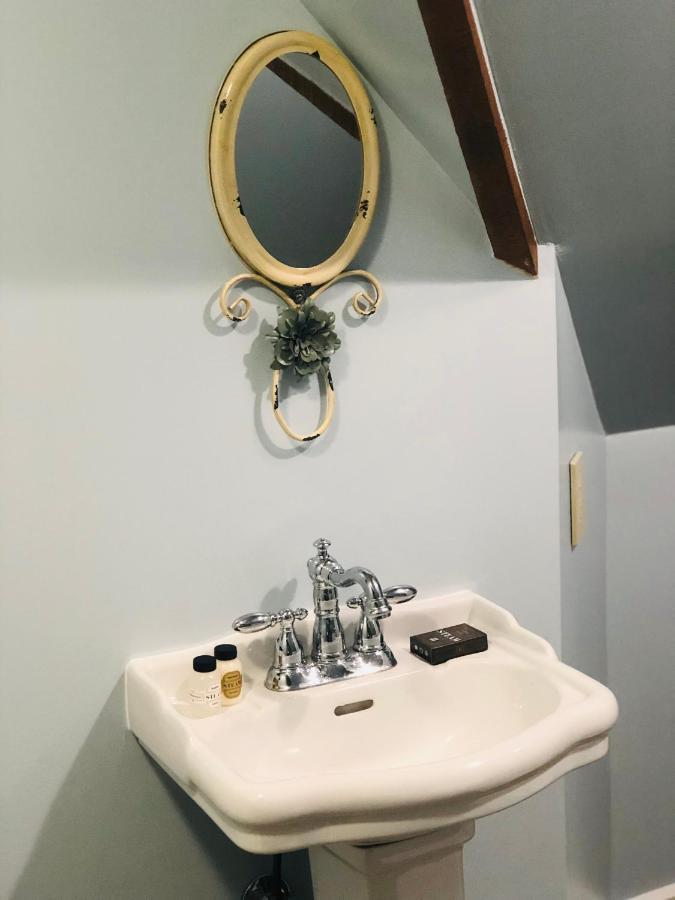 Fairfield The Victorian On Main Bed & Breakfast エクステリア 写真